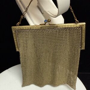 Elegant Victorian Gold Tone Mesh Evening Bag